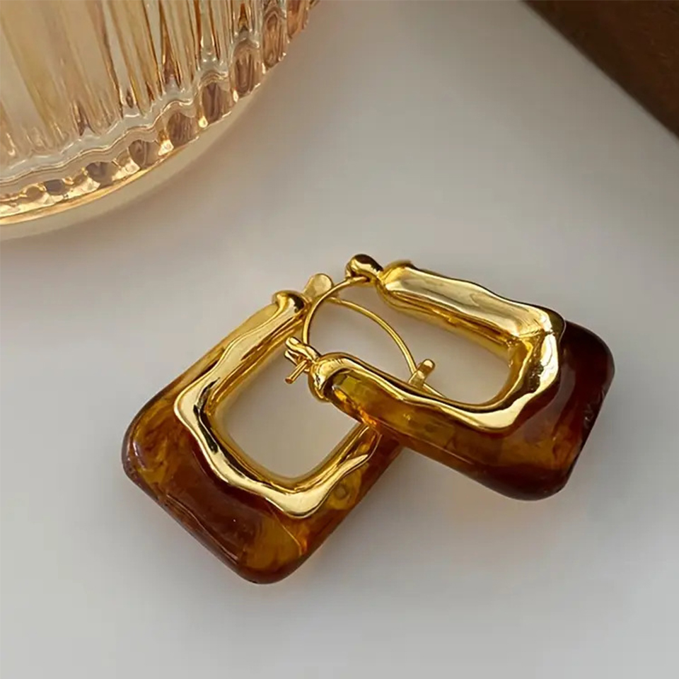 Yupsk French Fashion Vintage U - Resin Art Ring review and price